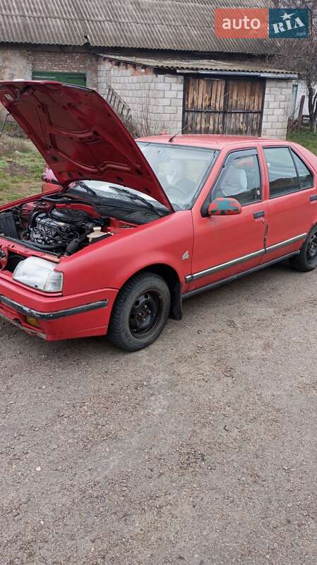 Хэтчбек Renault 19 1991 в Богуславе