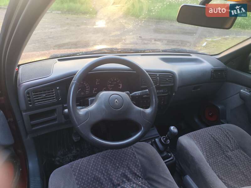 Хетчбек Renault 19 1994 в Снятині