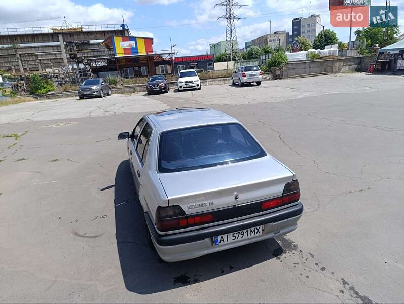 Седан Renault 19 1993 в Білій Церкві