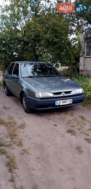 Renault 19 1999