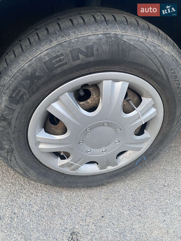 Седан Renault 19 1998 в Харькове