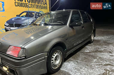 Хэтчбек Renault 19 1990 в 