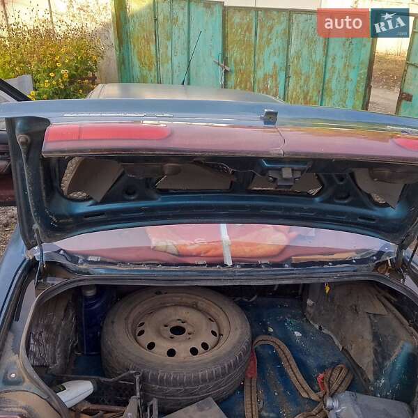 Седан Renault 19 1998 в Безлюдовке