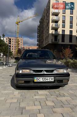 Хетчбек Renault 19 1994 в Пустомитах