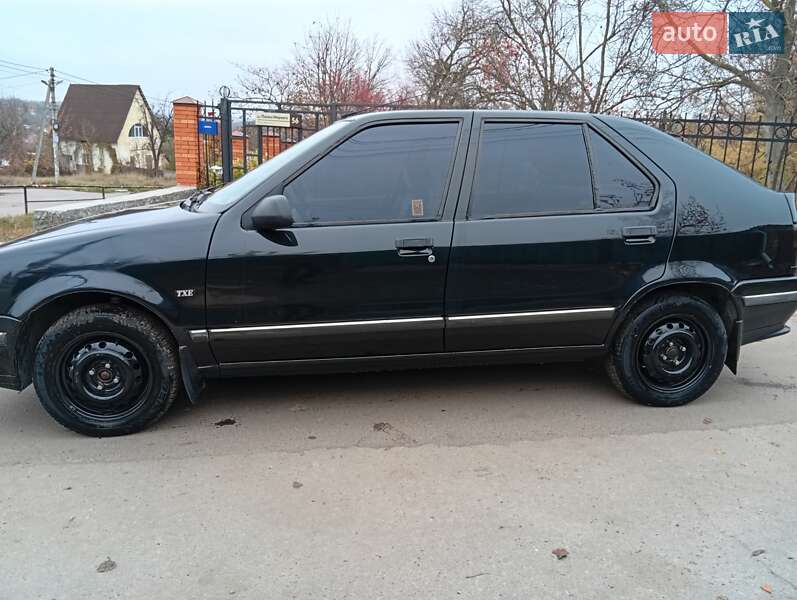 Хэтчбек Renault 19 1991 в Полтаве фото 3 Хэтчбек Renault 19 1991 в Полтаве