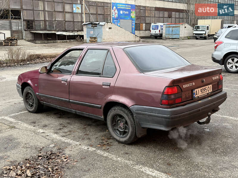 Седан Renault 19 1990 в Киеве