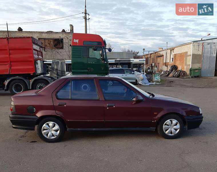 Седан Renault 19 1993 в Николаеве