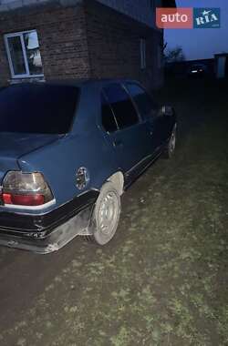 Седан Renault 19 1992 в Львове