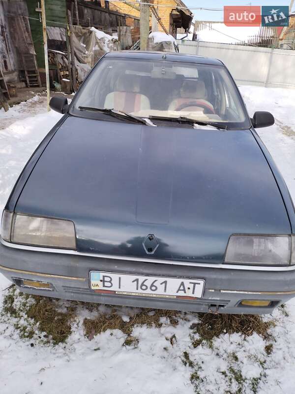 Хэтчбек Renault 19 1989 в Бобрке