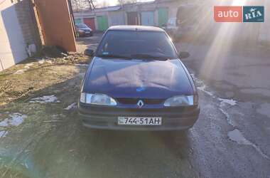 Седан Renault 19 1999 в Днепре