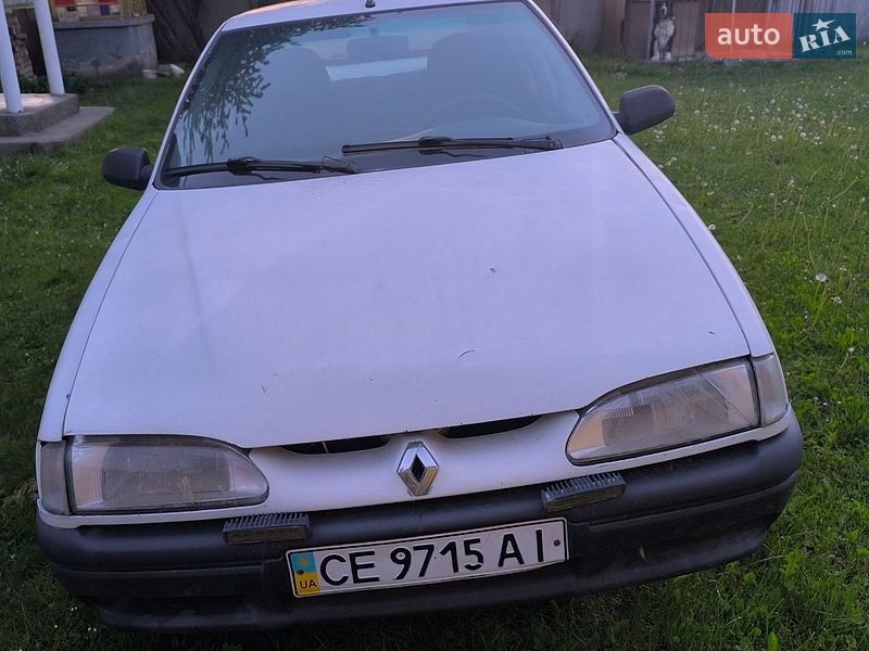 Хэтчбек Renault 19 1994 в Черновцах