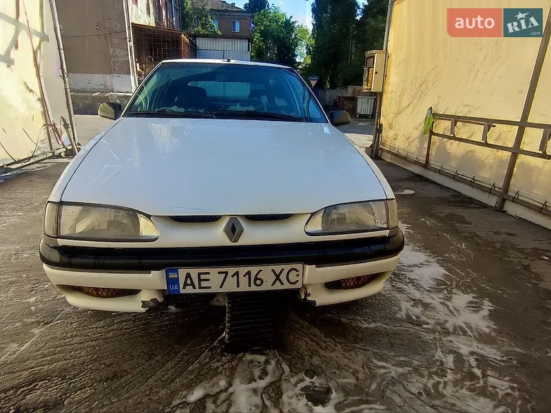 Renault 19 1995