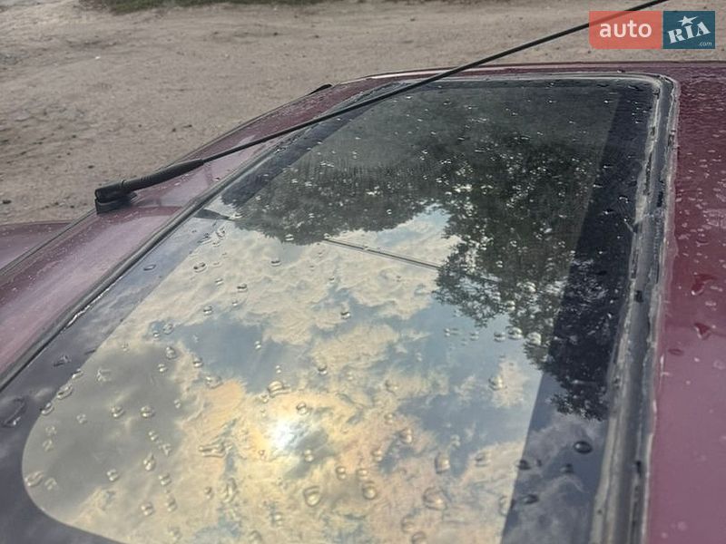 Седан Renault 19 1994 в Демидовке