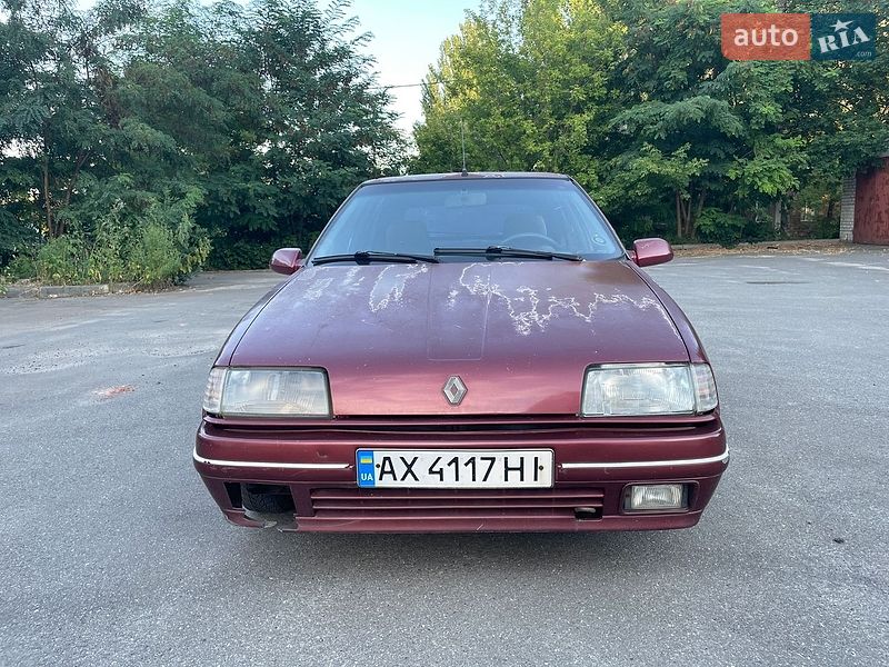 Хэтчбек Renault 19 1990 в Харькове