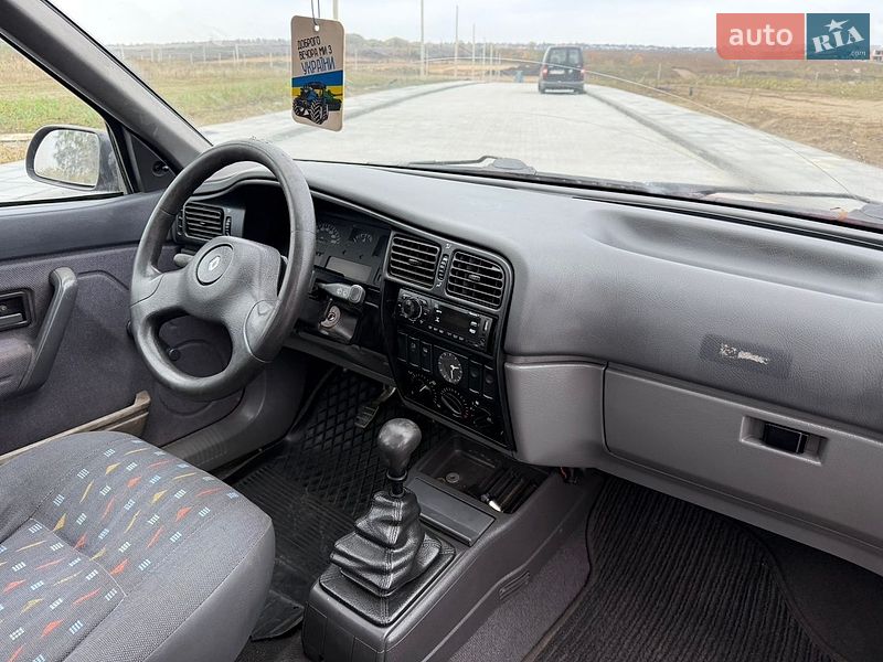 Хетчбек Renault 19 1993 в Рівному