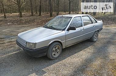 Седан Renault 21 1987 в Борщеве