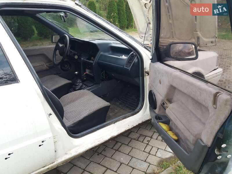 Хэтчбек Renault 21 1989 в Калуше