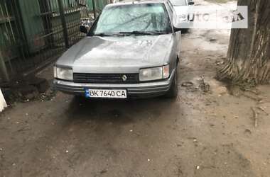 Универсал Renault 21 1988 в Одессе