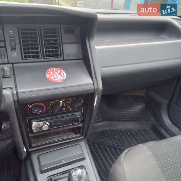 Хэтчбек Renault 21 1990 в Ладыжине