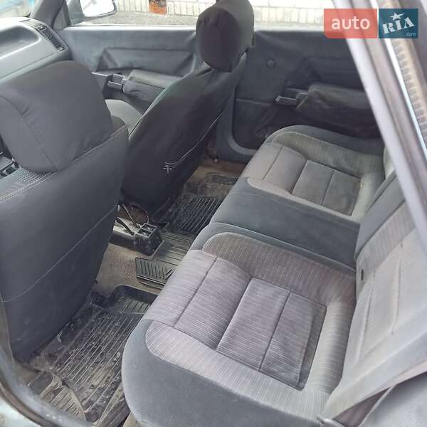 Хэтчбек Renault 21 1990 в Ладыжине
