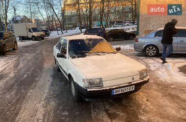 Седан Renault 21 1986 в Житомирі