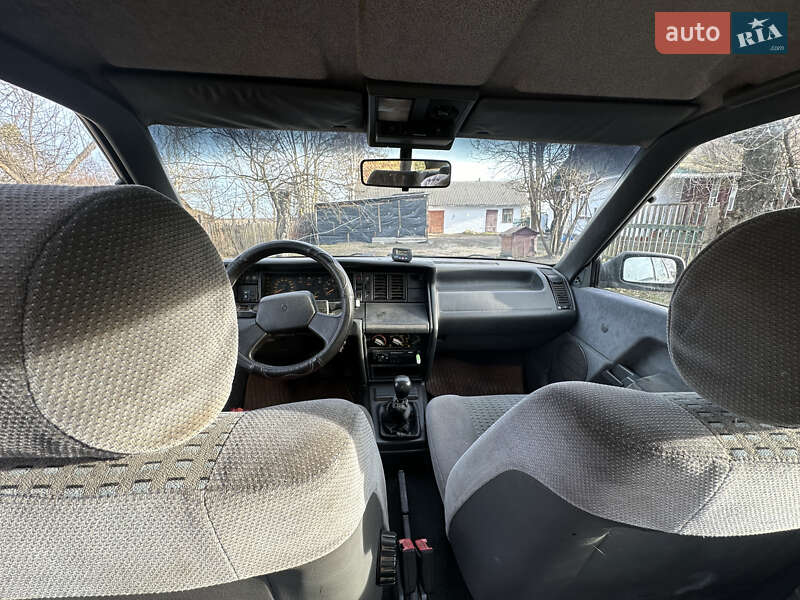 Хэтчбек Renault 21 1990 в Березному фото 10 Хэтчбек Renault 21 1990 в Березному