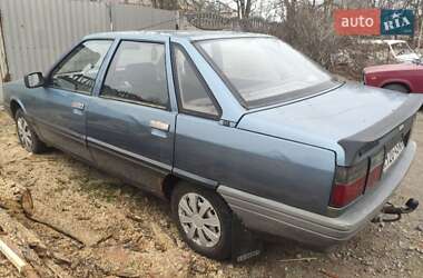 Седан Renault 21 1988 в 