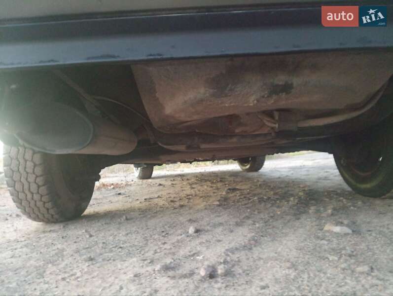 Седан Renault 21 1988 в Радивилове