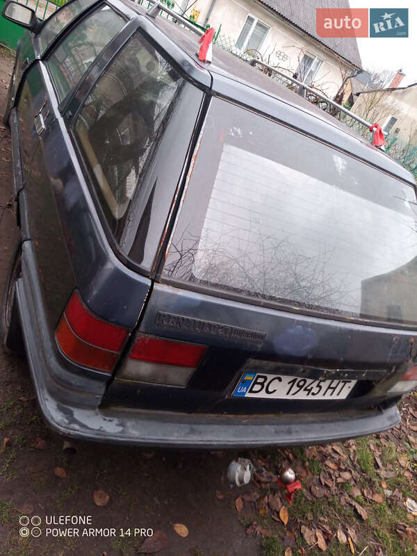 Универсал Renault 21 1987 в Львове