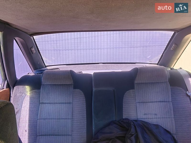 Седан Renault 21 1990 в Днепре