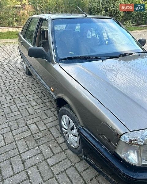 Хэтчбек Renault 21 1990 в Шполе