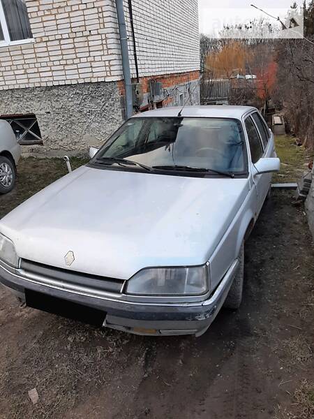 Хетчбек Renault 25 1992 в Львові