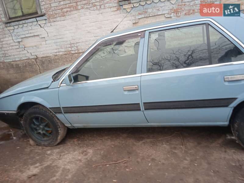 Хэтчбек Renault 25 1990 в Знаменке