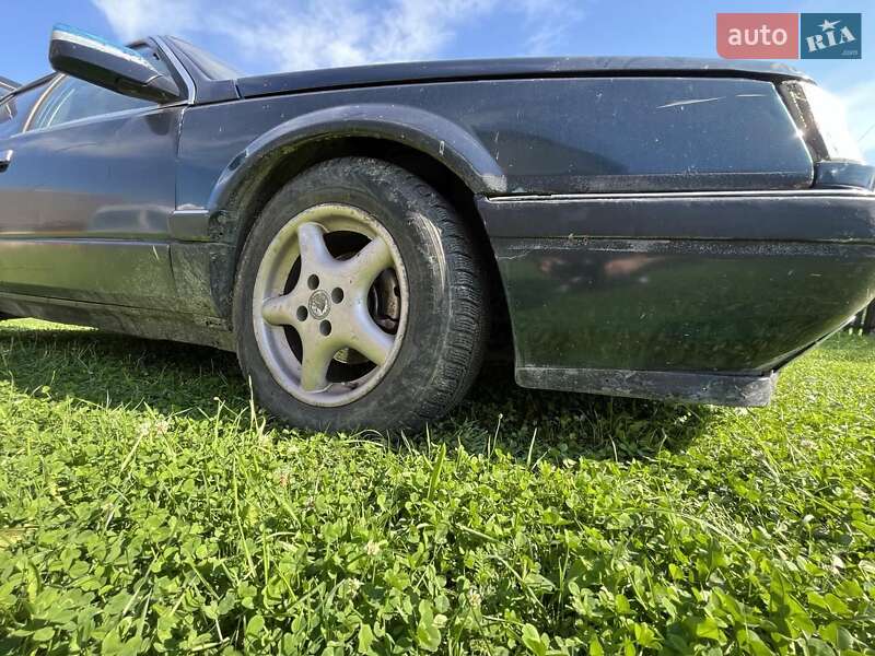 Хэтчбек Renault 25 1986 в Львове