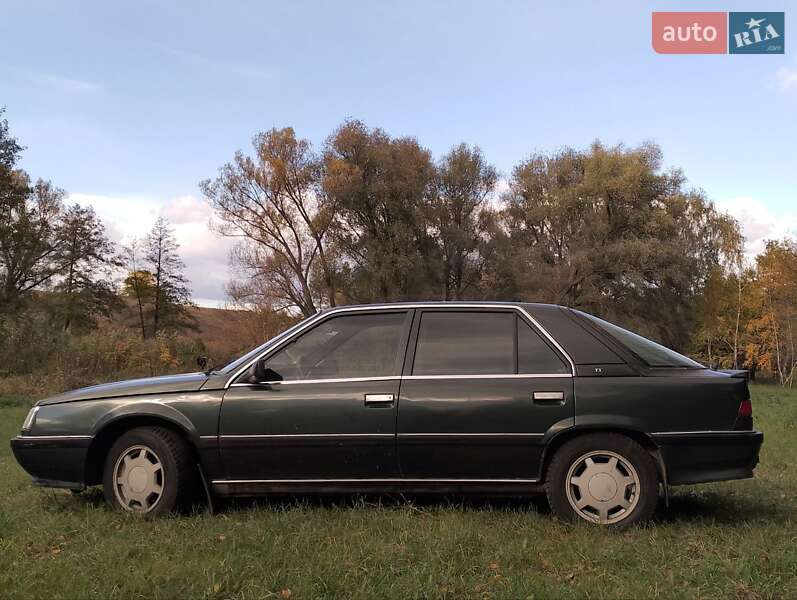 Хетчбек Renault 25 1990 в Зіньківі