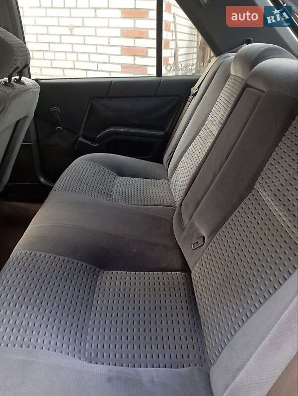 Хетчбек Renault 25 1990 в Зіньківі