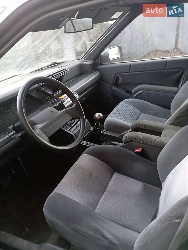 Хетчбек Renault 25 1988 в Зіньківі