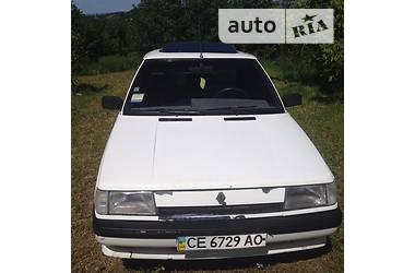 Седан Renault 9 1988 в Черновцах