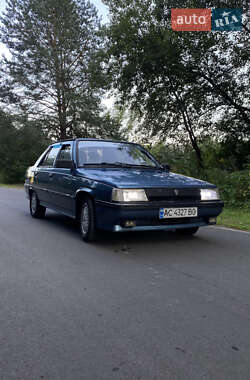 Седан Renault 9 1987 в Луцьку