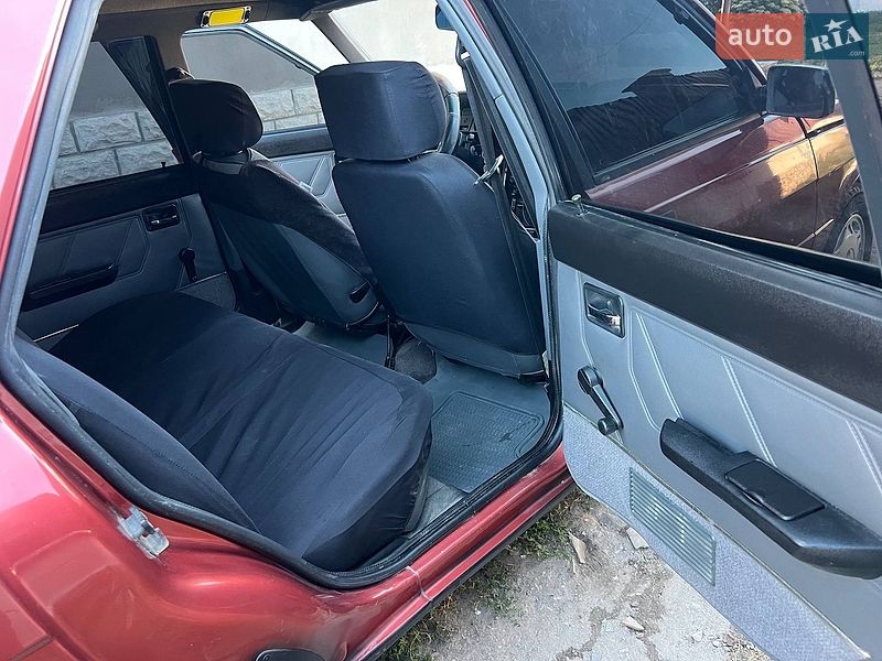 Седан Renault 9 1985 в Вишневце
