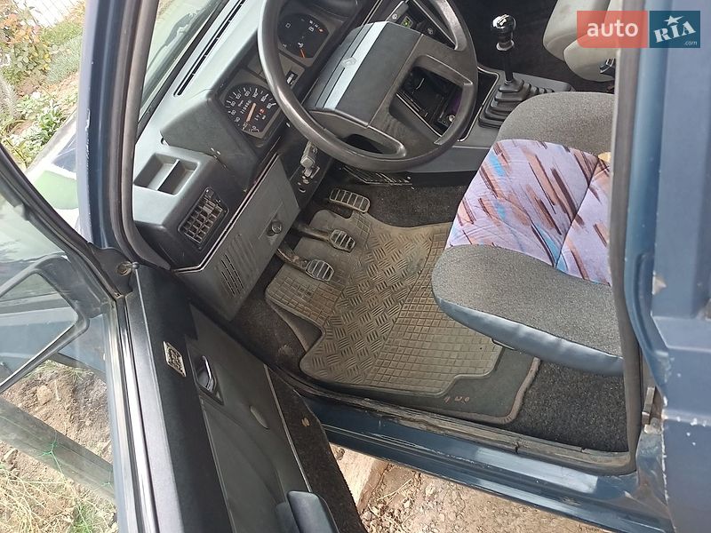 Седан Renault 9 1983 в Измаиле