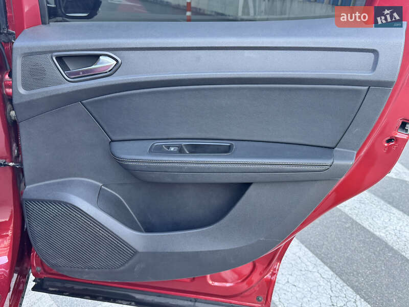 Позашляховик / Кросовер Renault Arkana 2020 в Києві