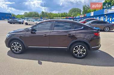 Позашляховик / Кросовер Renault Arkana 2020 в 