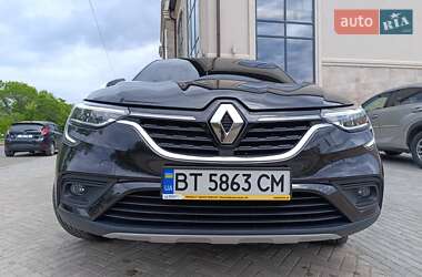Внедорожник / Кроссовер Renault Arkana 2020 в 
