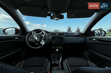Внедорожник / Кроссовер Renault Arkana 2020 в 