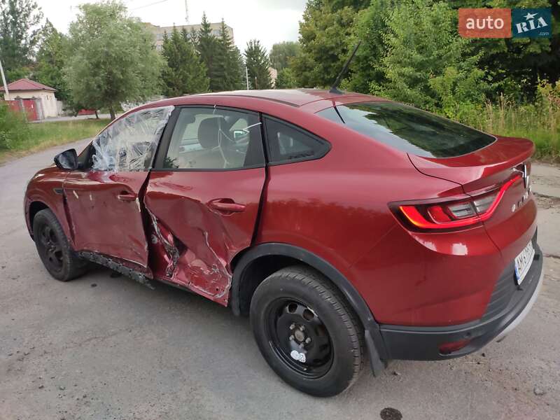 Внедорожник / Кроссовер Renault Arkana 2021 в Ровно