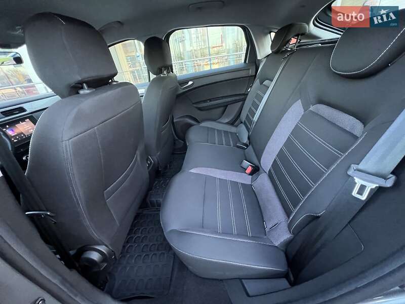 Позашляховик / Кросовер Renault Arkana 2021 в Києві фото 16 Позашляховик / Кросовер Renault Arkana 2021 в Києві