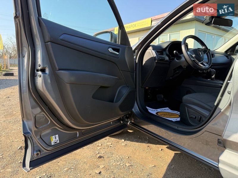 Позашляховик / Кросовер Renault Arkana 2021 в Ужгороді