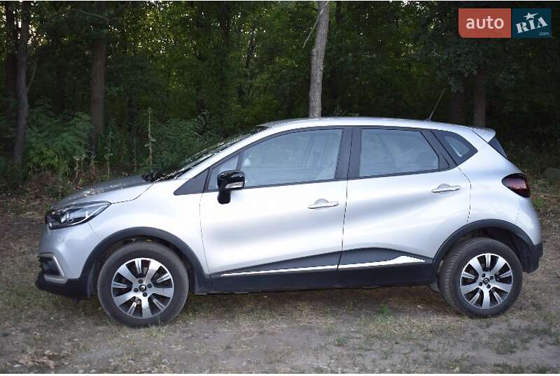 Внедорожник / Кроссовер Renault Captur 2017 в Днепре фото 4 Внедорожник / Кроссовер Renault Captur 2017 в Днепре