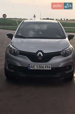 Внедорожник / Кроссовер Renault Captur 2017 в Днепре фото 2 Внедорожник / Кроссовер Renault Captur 2017 в Днепре